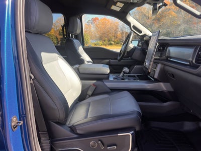 2022 Ford F-150 Lightning LARIAT