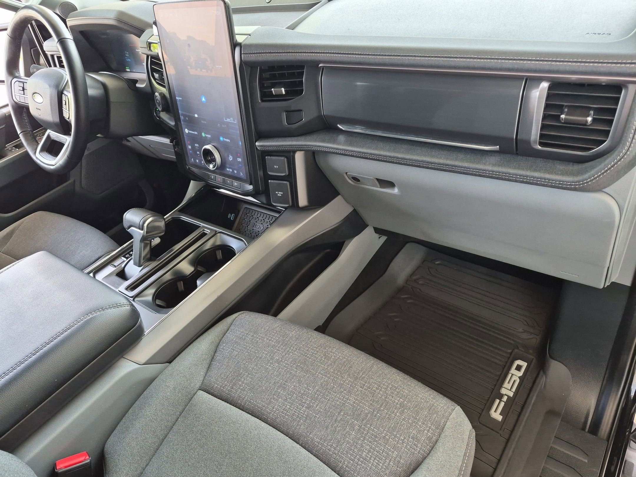 2024 Ford F-150 Lightning Flash