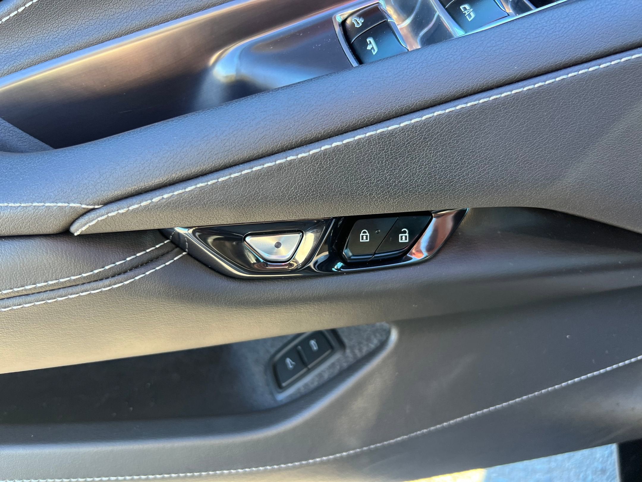 2023 Chevrolet Corvette 2LT