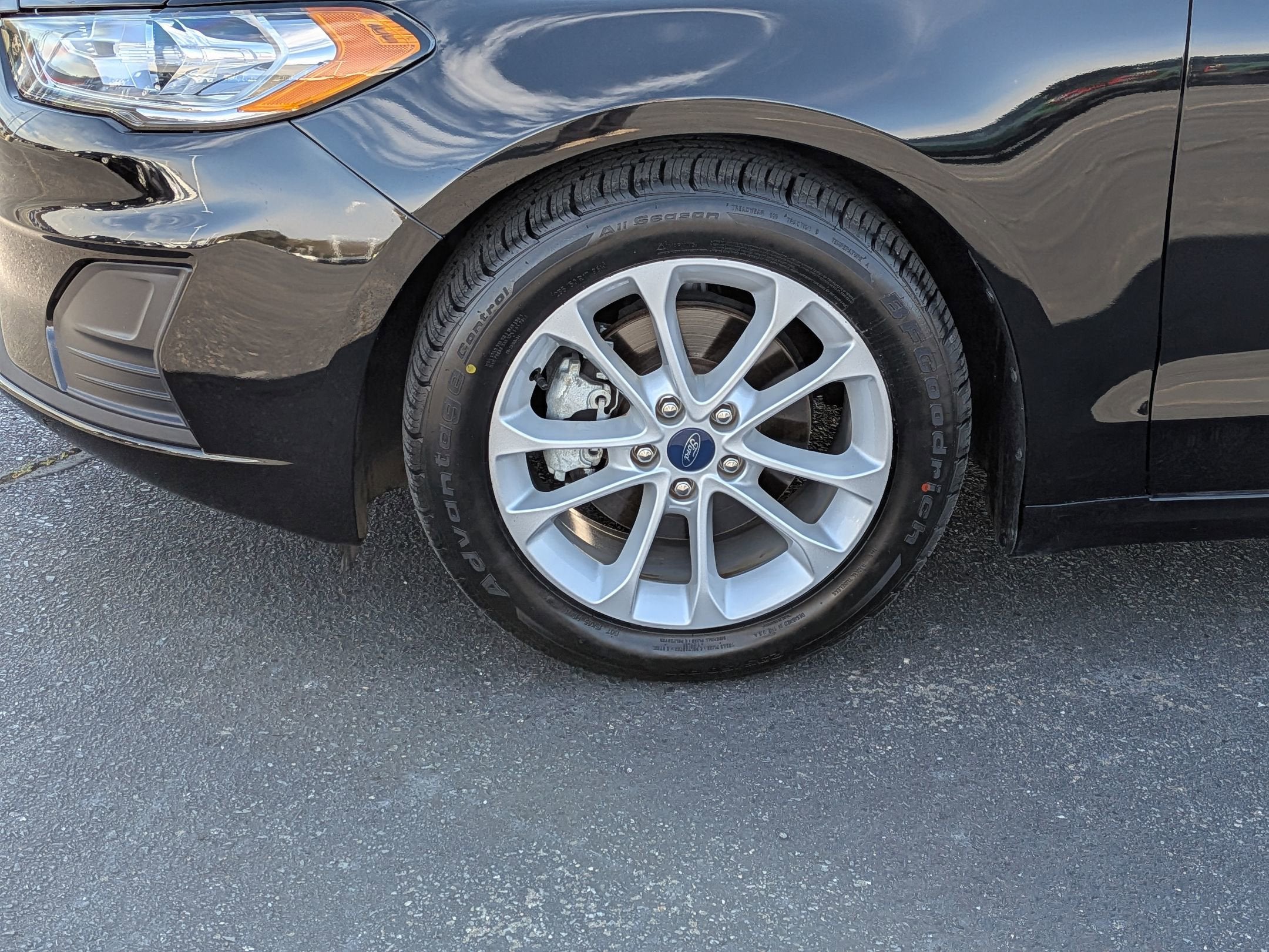 2020 Ford Fusion SE