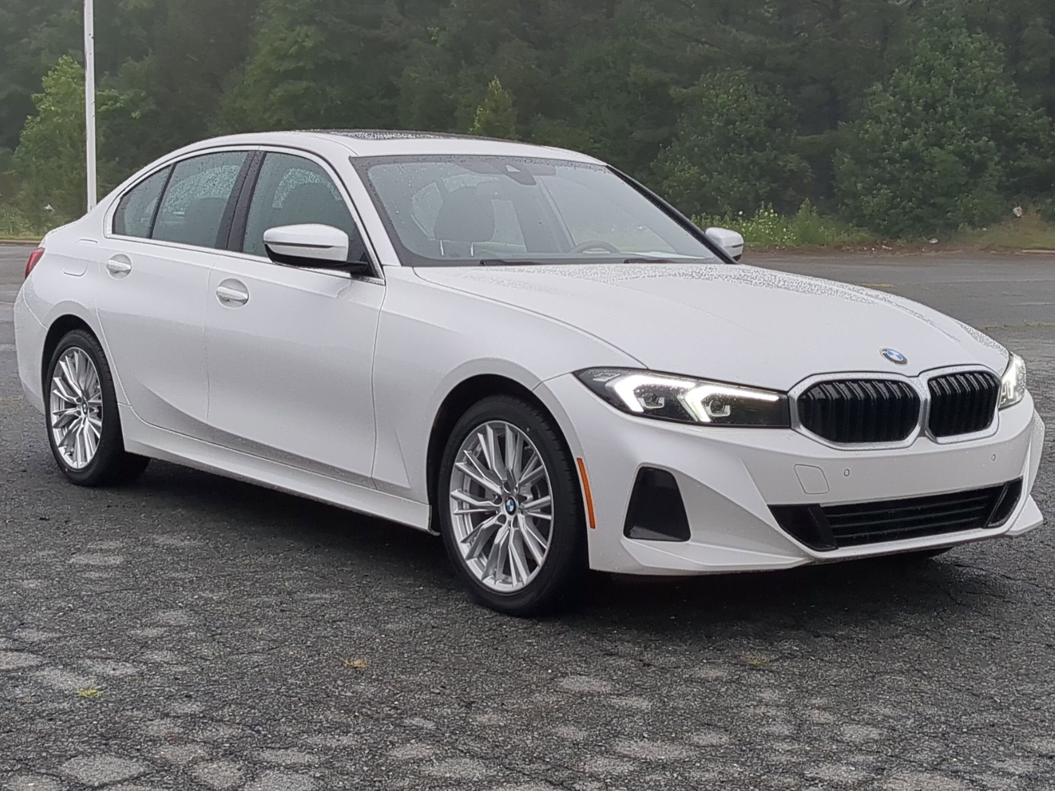 2024 BMW 3 Series 330i