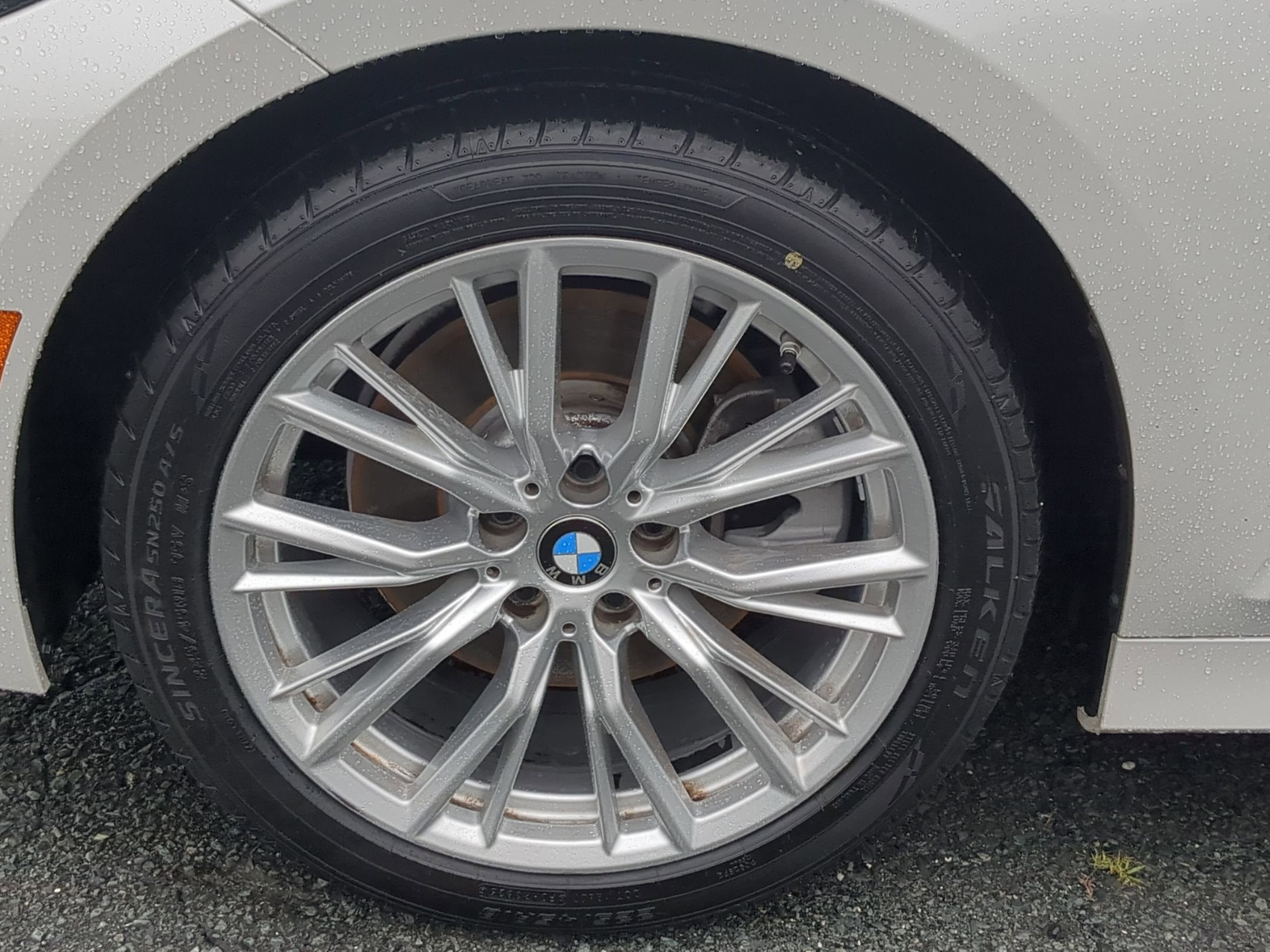 2024 BMW 3 Series 330i
