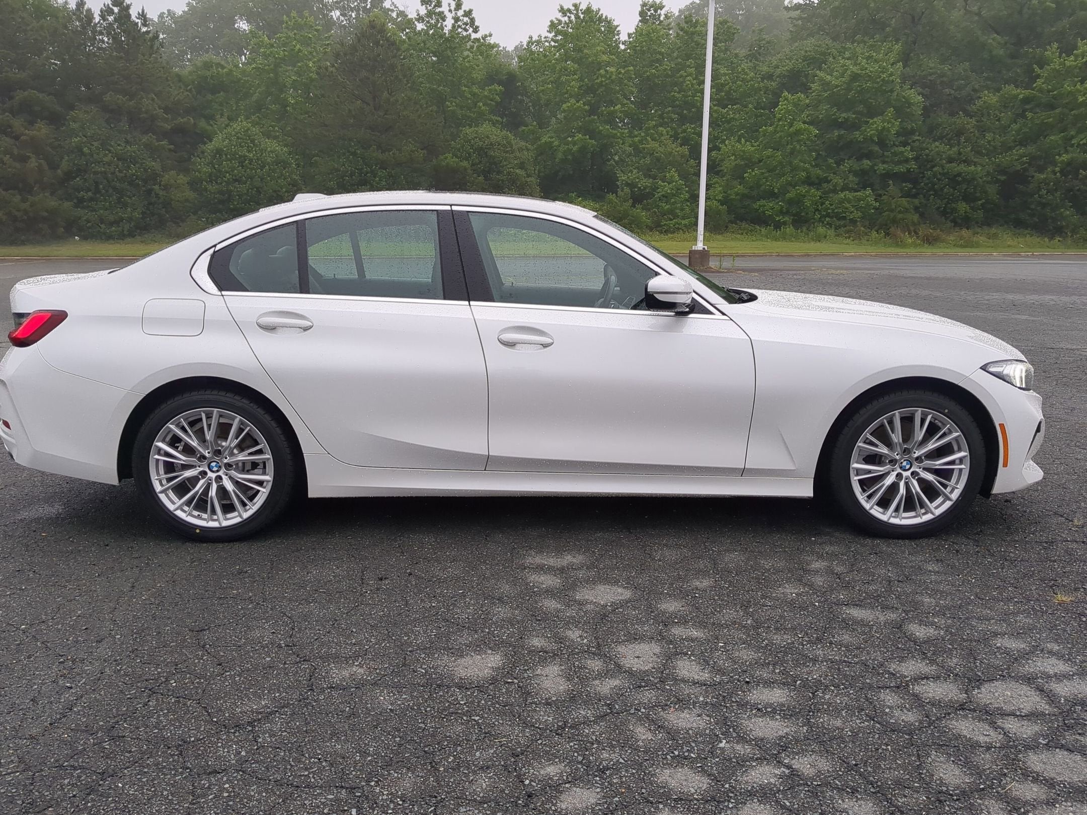 2024 BMW 3 Series 330i
