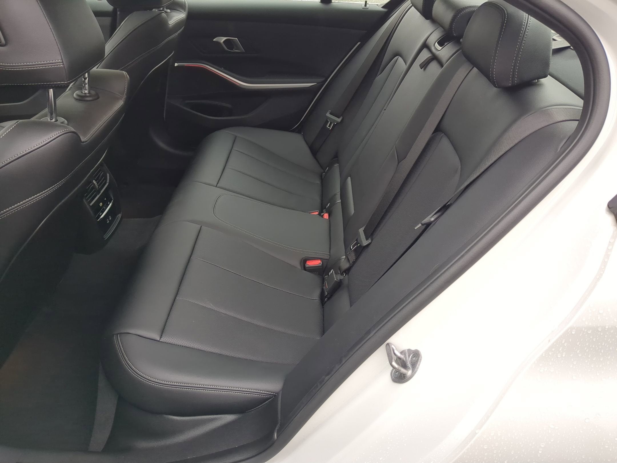 2024 BMW 3 Series 330i
