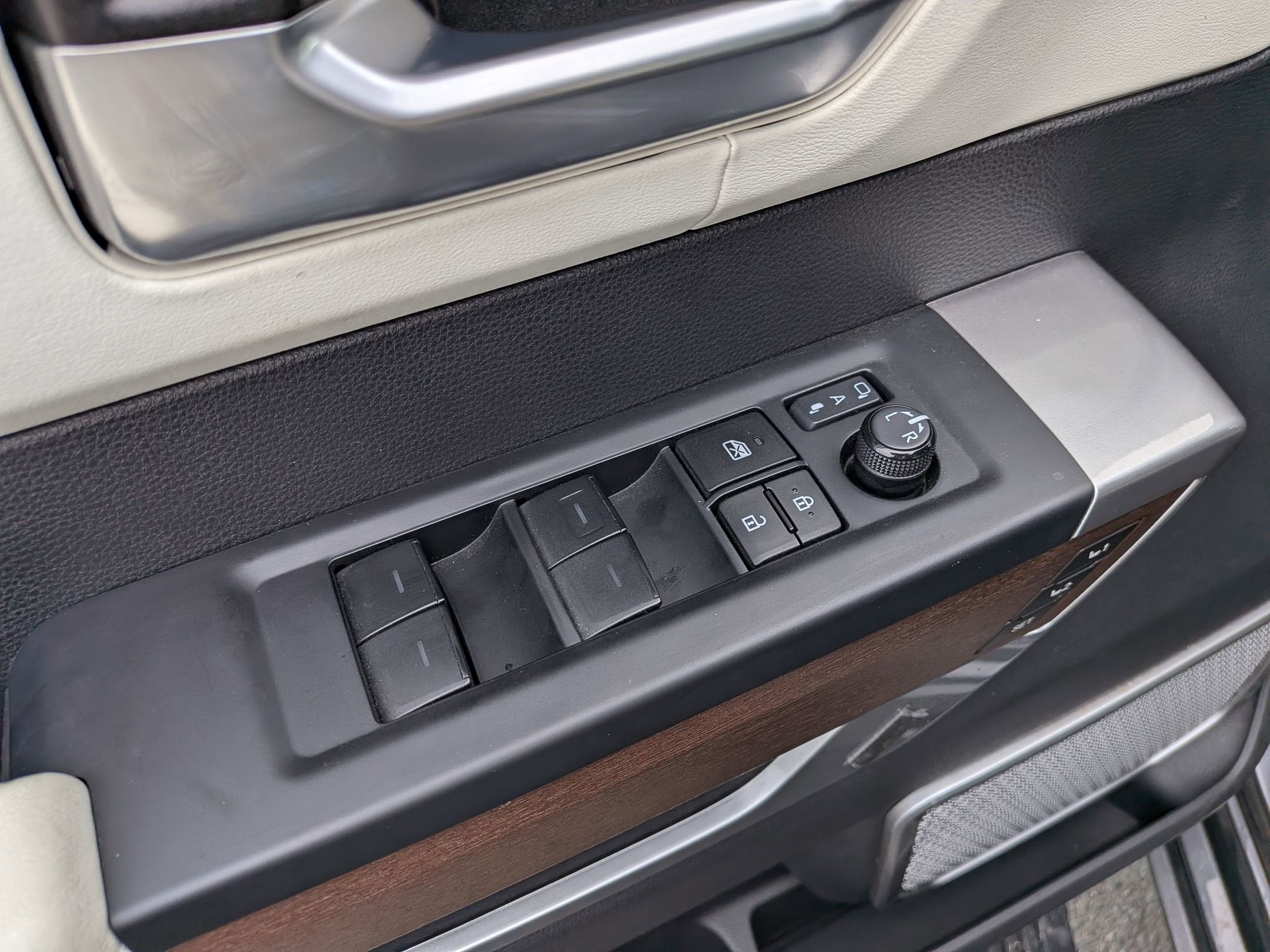 2023 Toyota Tundra 4WD Capstone Hybrid