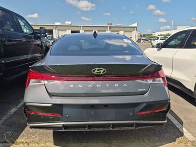 2024 Hyundai Elantra Hybrid Limited