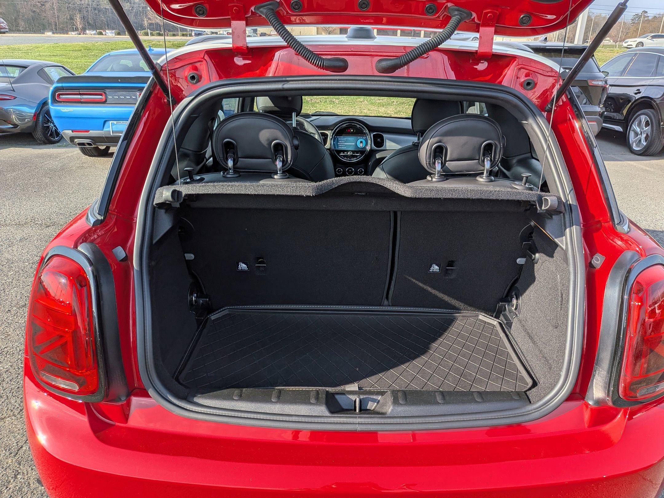 2023 MINI Hardtop 2 Door Cooper SE Signature