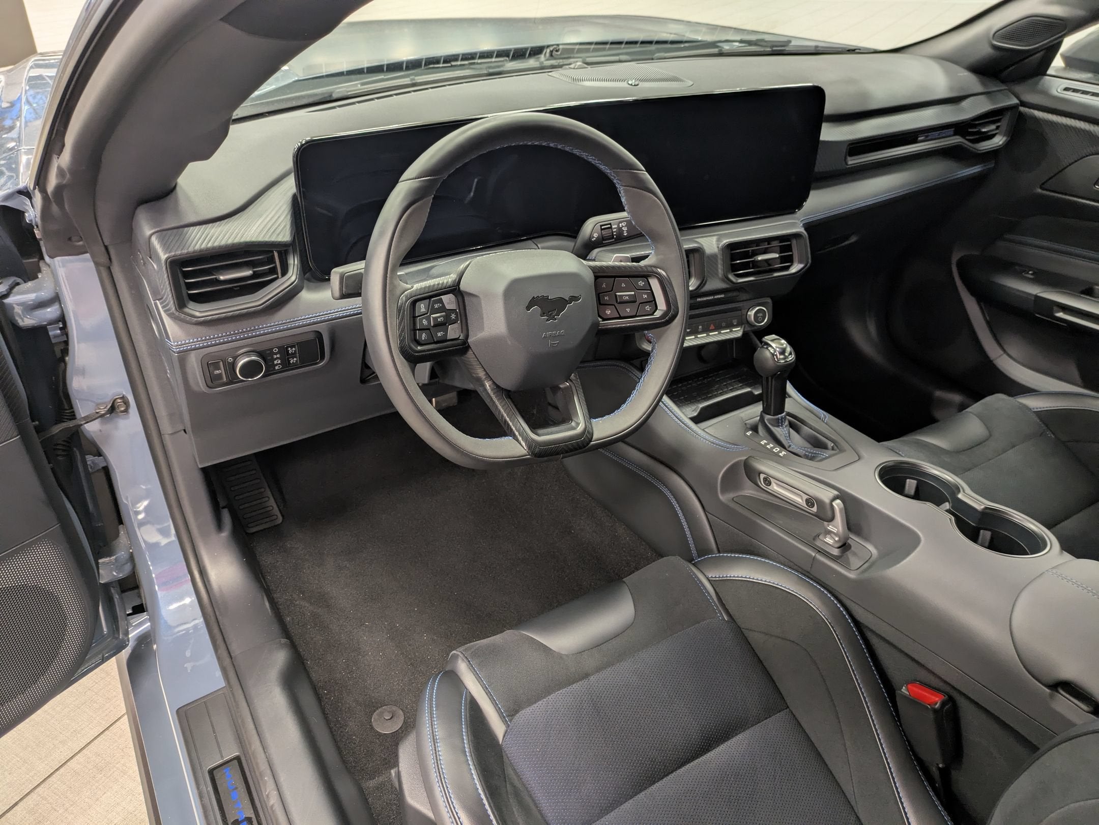 2024 Ford Mustang Dark Horse