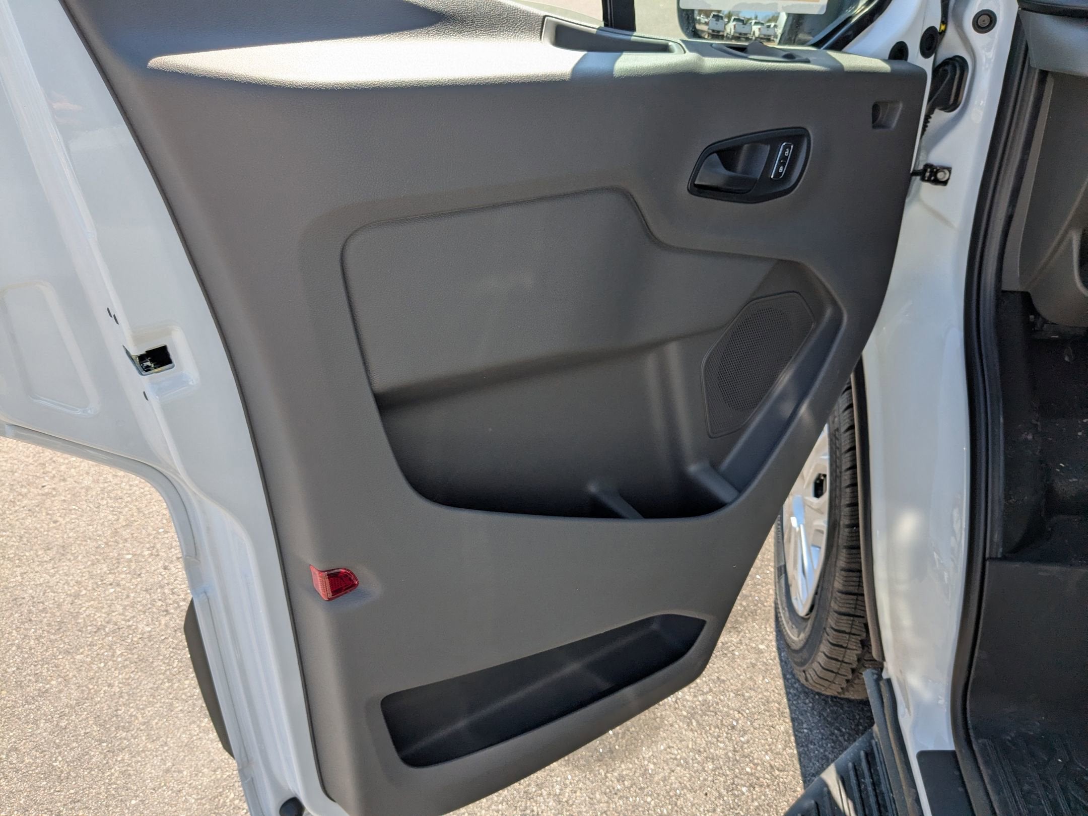 2026 Ford Transit Passenger Wagon XL