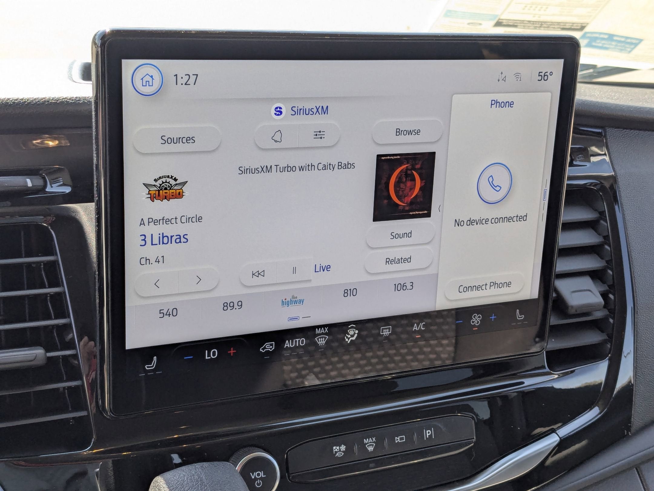 2026 Ford Transit Passenger Wagon XL