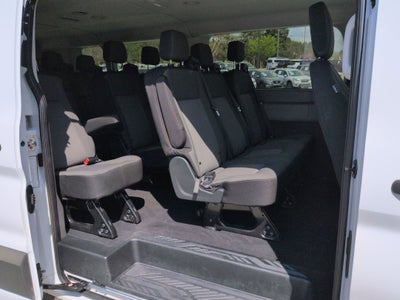 2024 Ford Transit Passenger Wagon XLT
