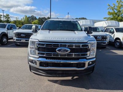 2026 Ford Super Duty F-550 DRW XL