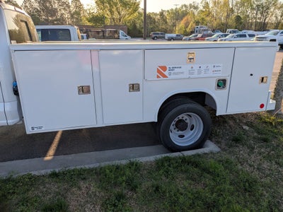 2026 Ford Super Duty F-550 DRW XL