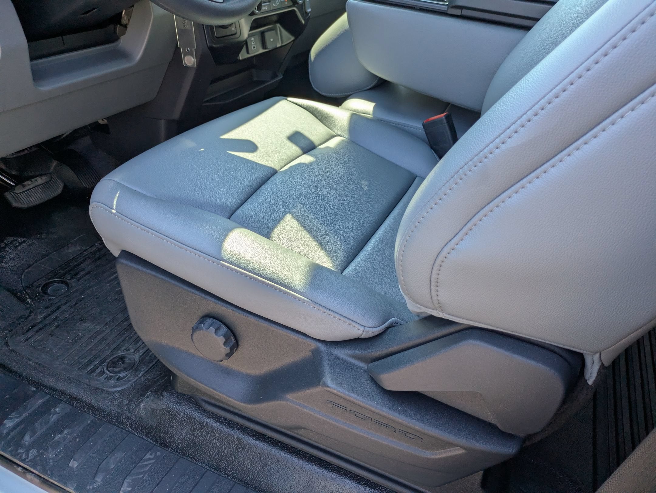 2026 Ford Super Duty F-550 DRW XL