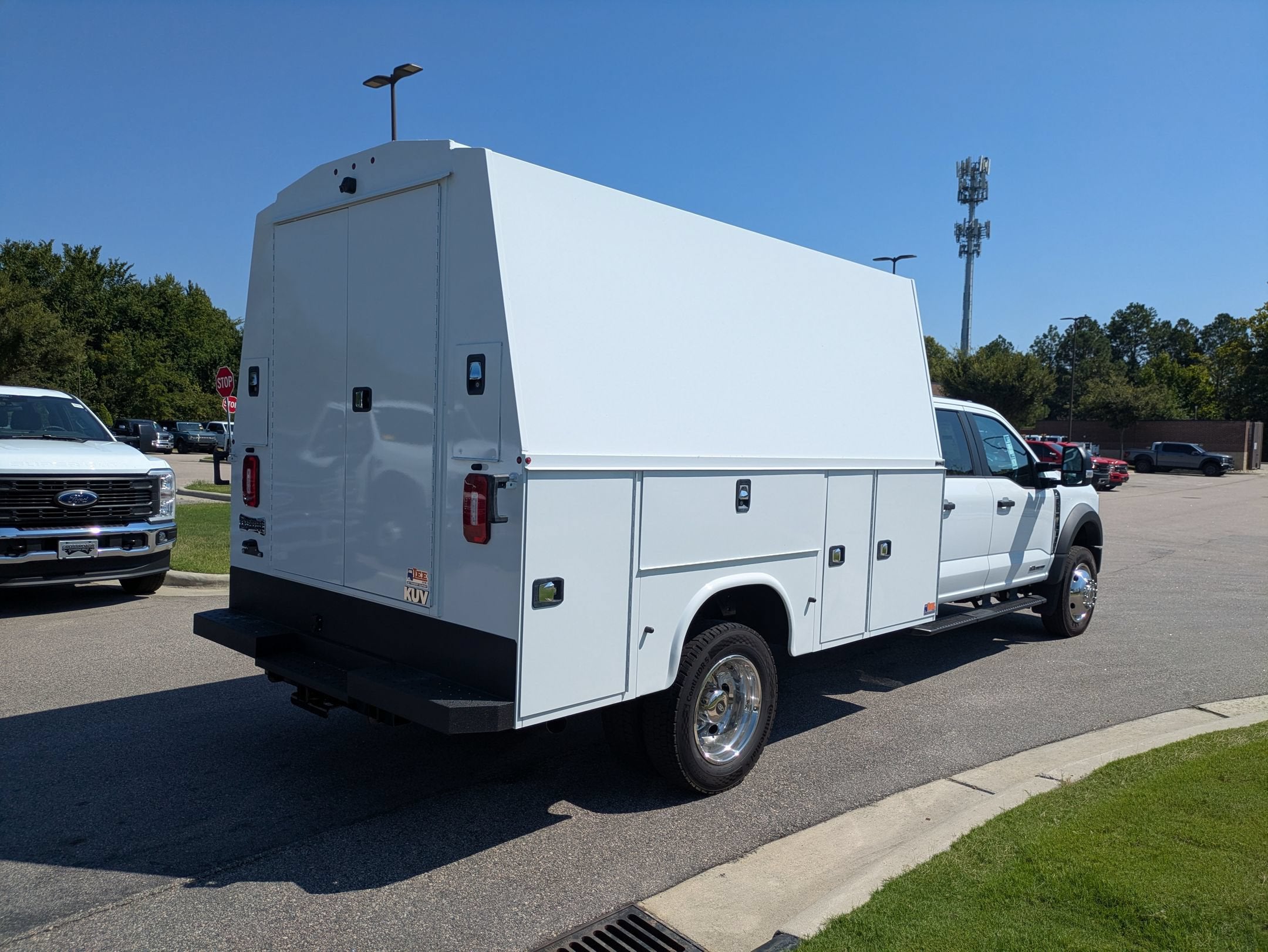 2026 Ford Super Duty F-550 DRW XL