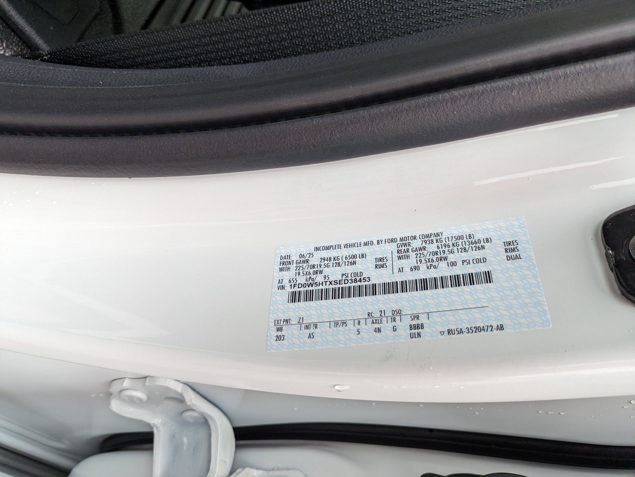 2025 Ford Super Duty F-550 DRW XL