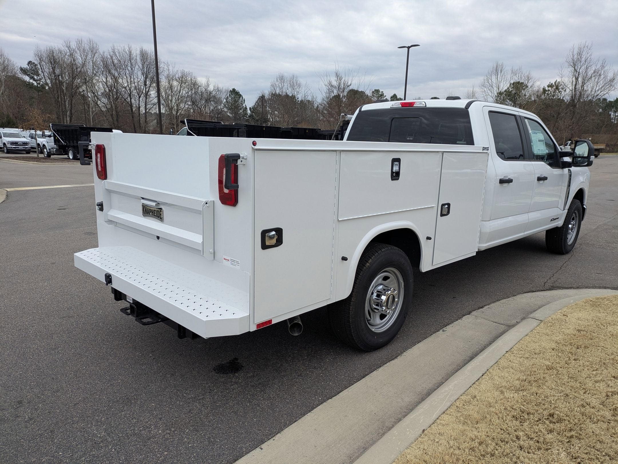 2025 Ford Super Duty F-350 SRW XL