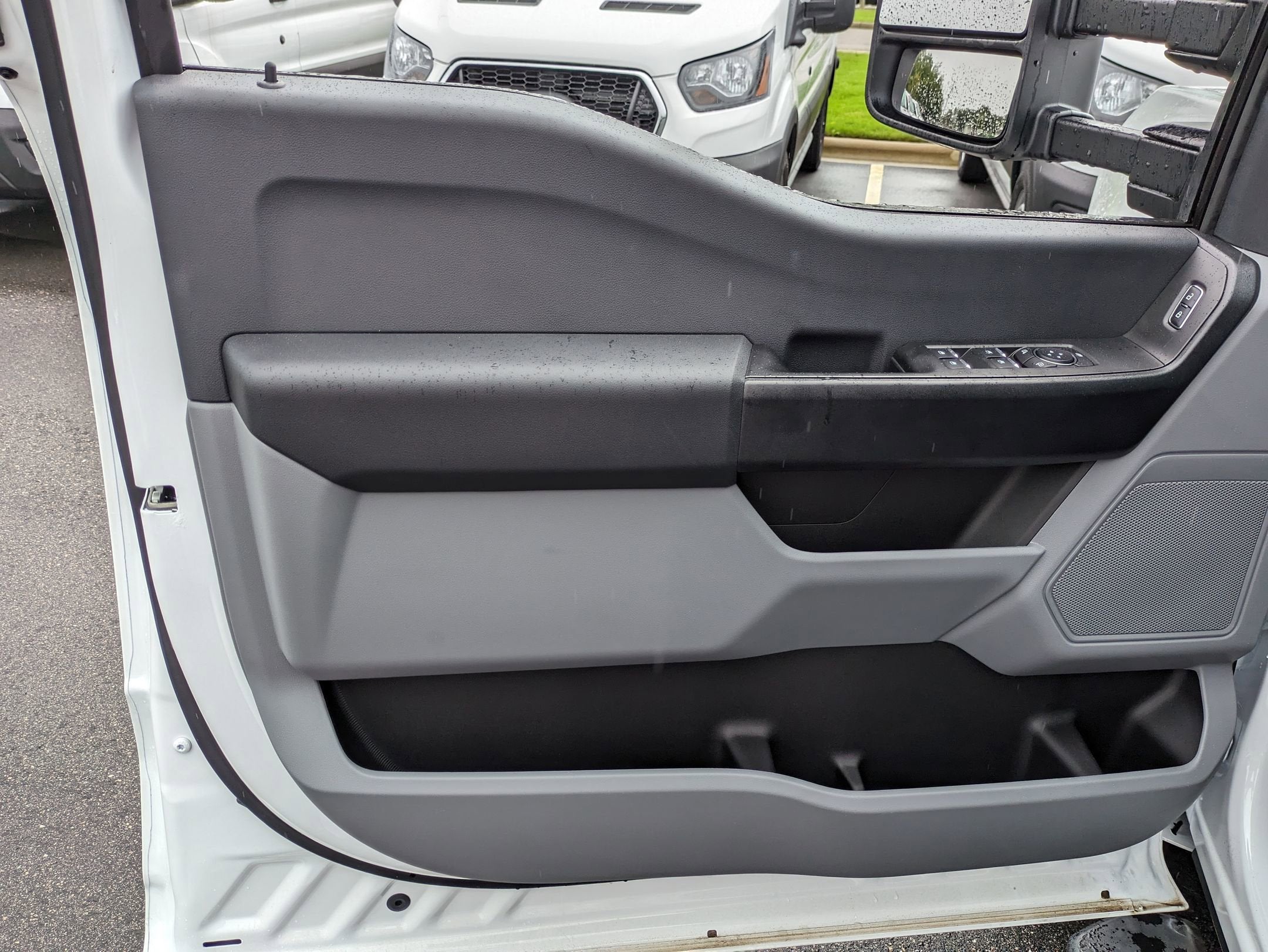 2025 Ford Super Duty F-350 SRW XL