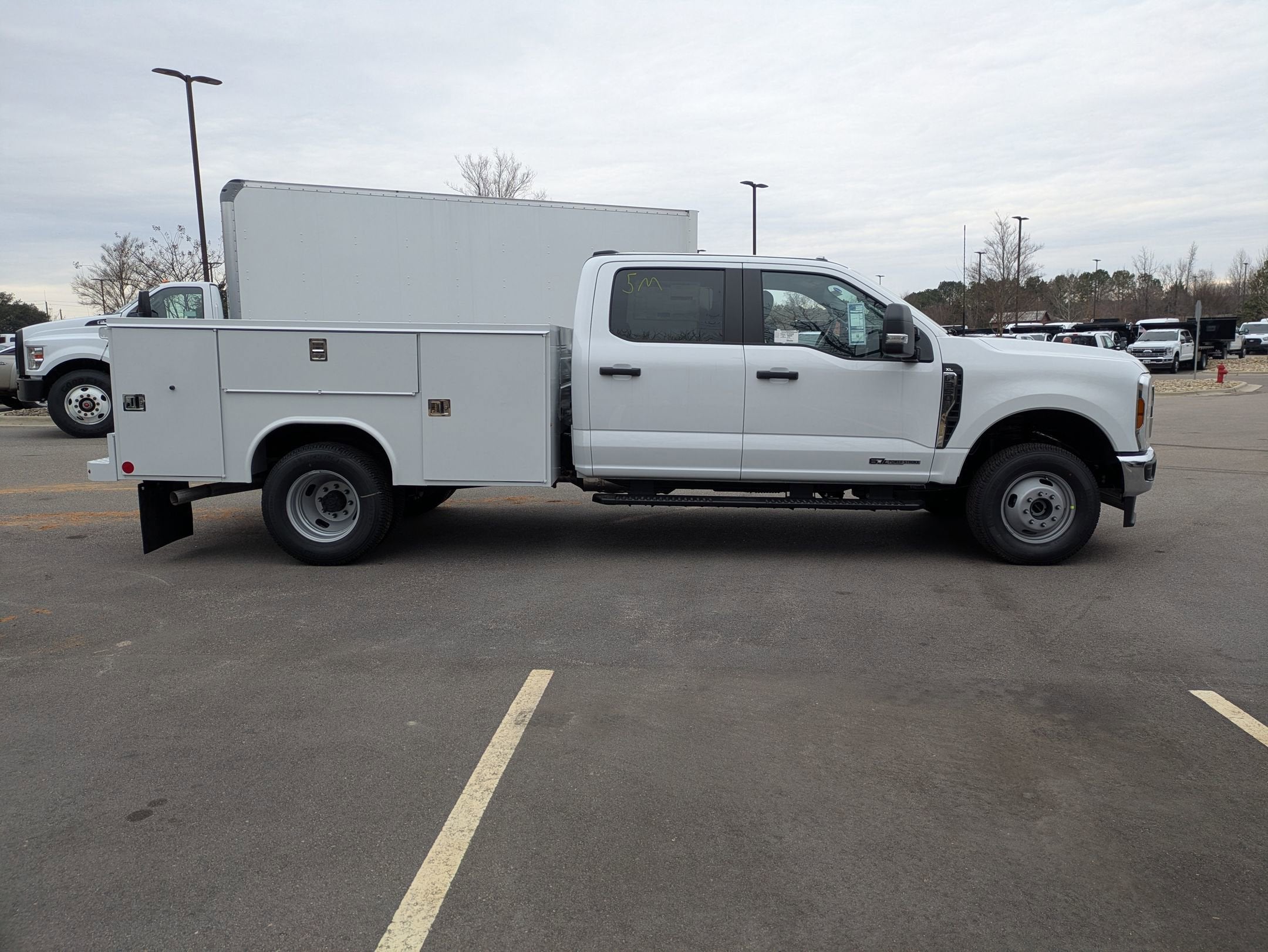 2026 Ford Super Duty F-350 DRW XL