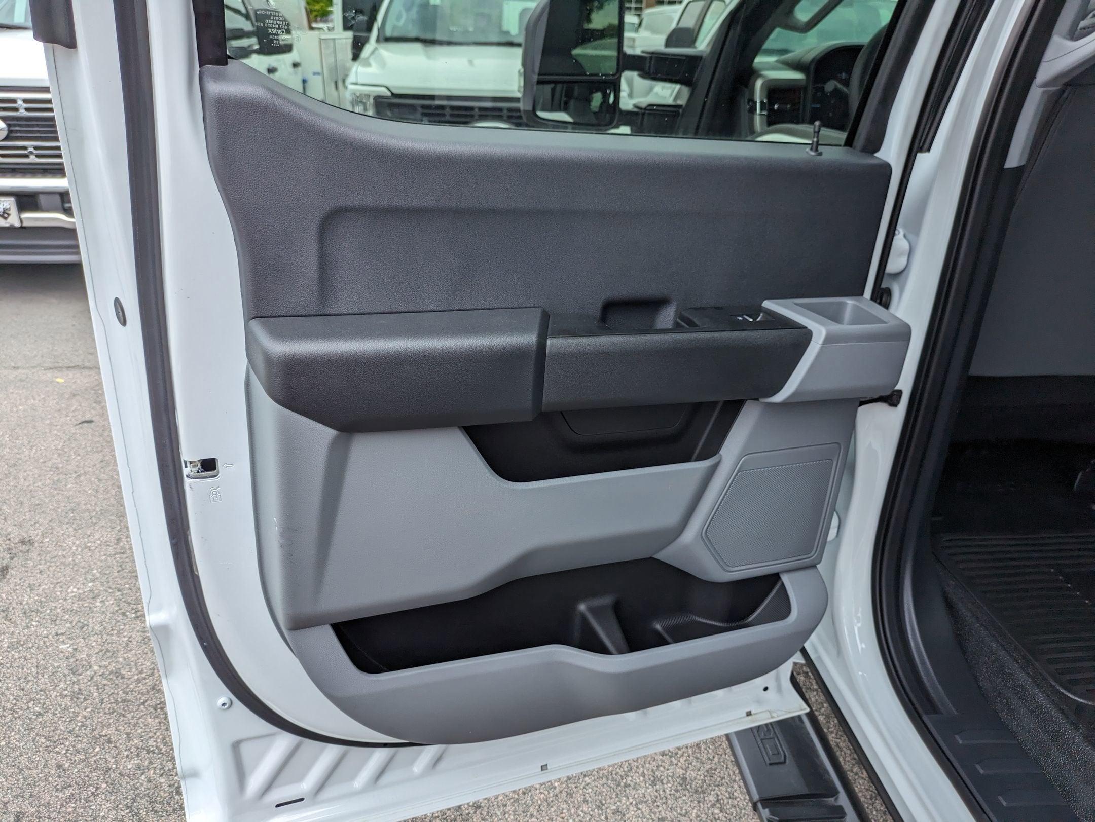 2025 Ford Super Duty F-350 DRW XL