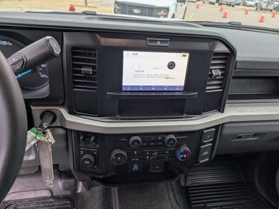 2026 Ford Super Duty F-350 DRW XL