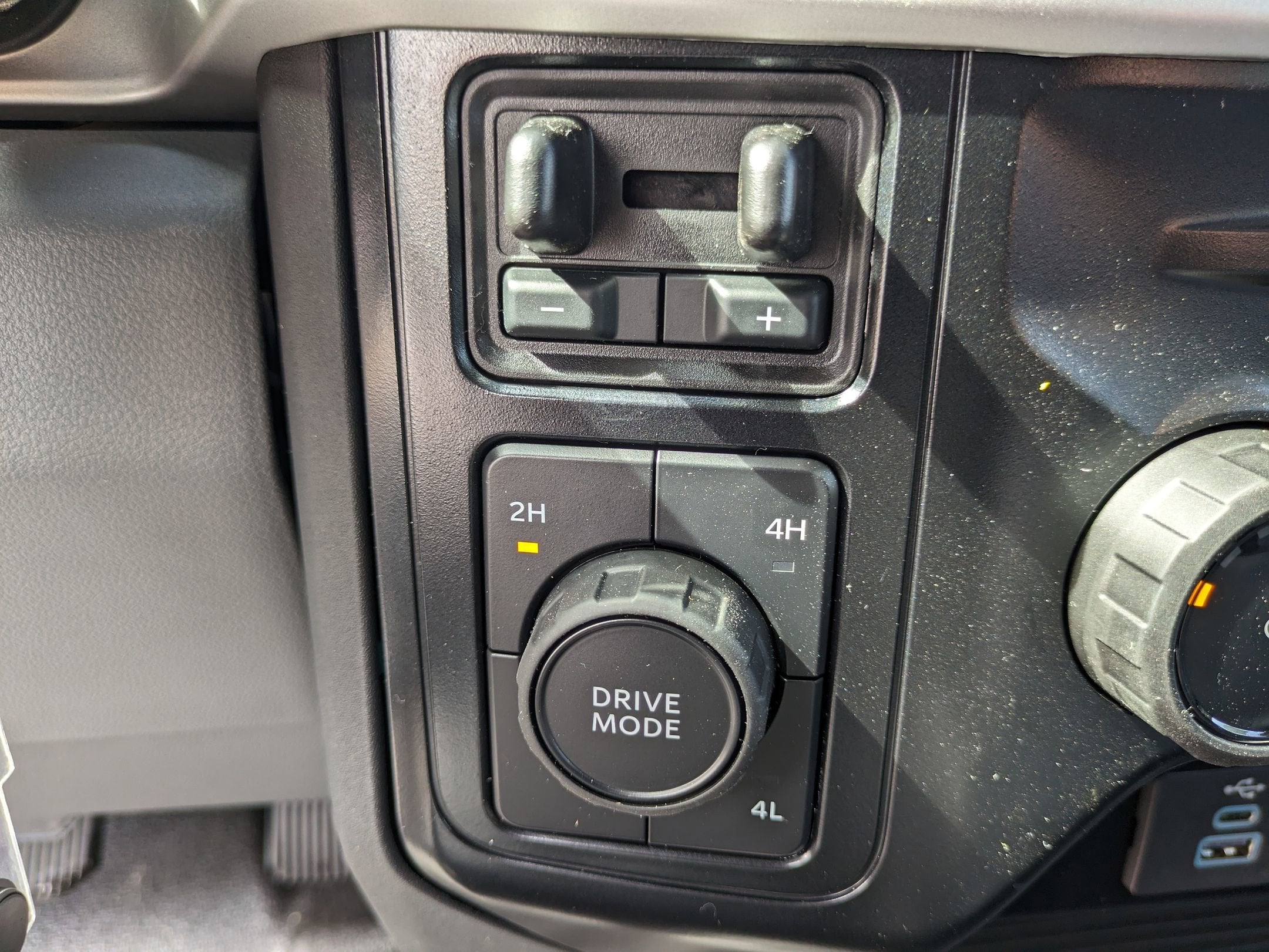 2025 Ford Super Duty F-350 DRW XL