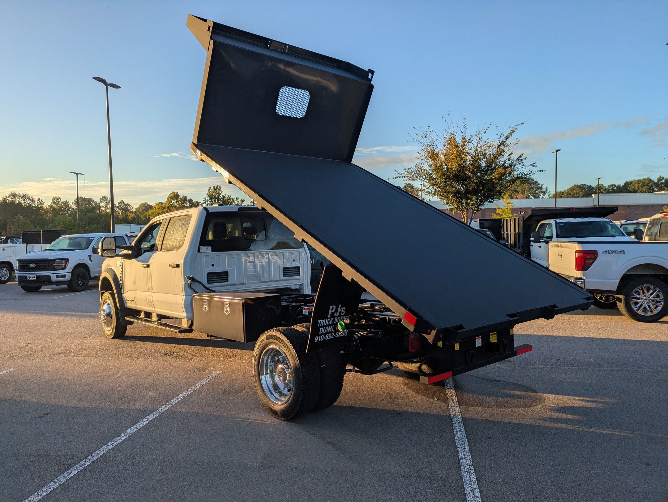 2025 Ford Super Duty F-450 DRW XL