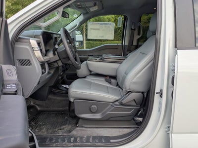 2025 Ford Super Duty F-450 DRW XL