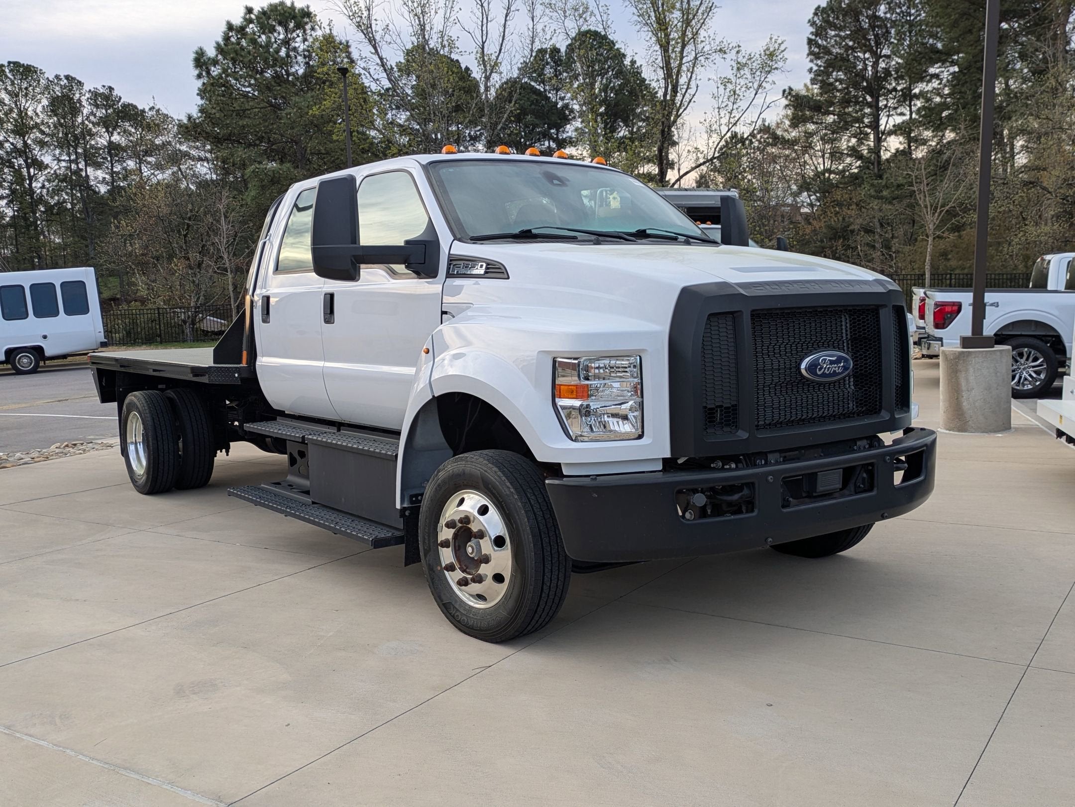 2021 Ford F-650SD Base