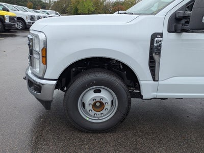 2026 Ford Super Duty F-350 DRW XL