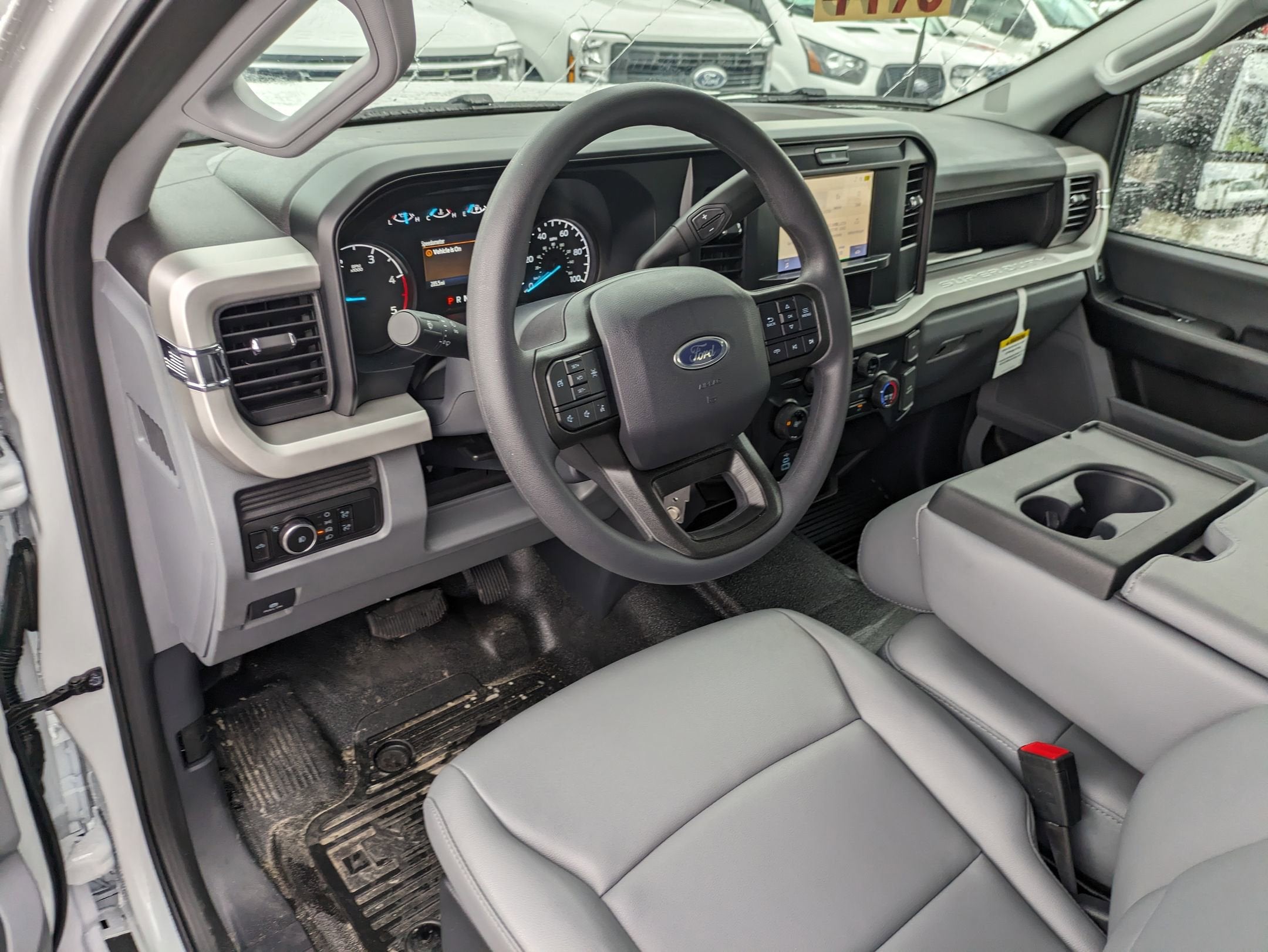 2025 Ford Super Duty F-550 DRW XL