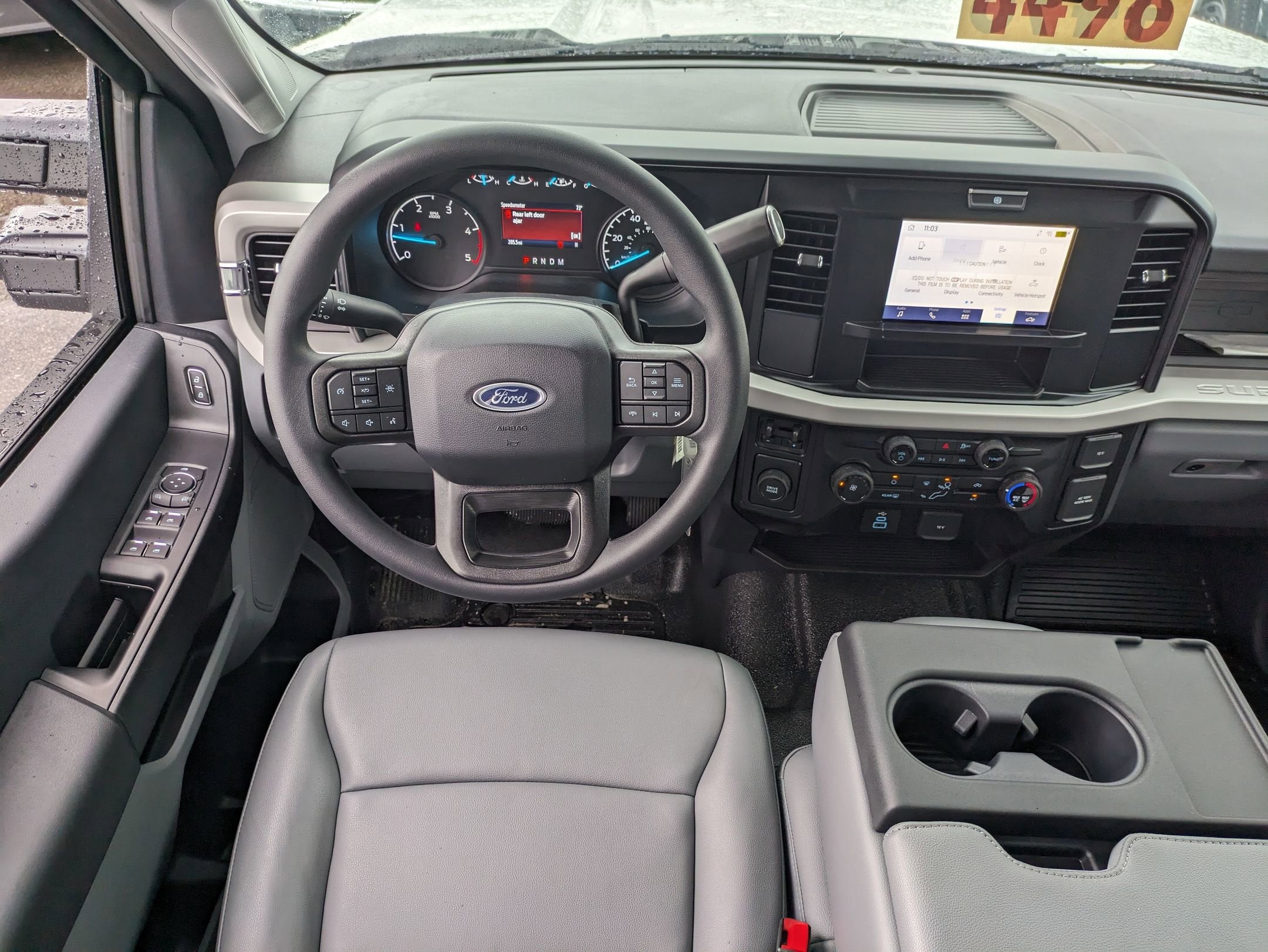 2025 Ford Super Duty F-550 DRW XL