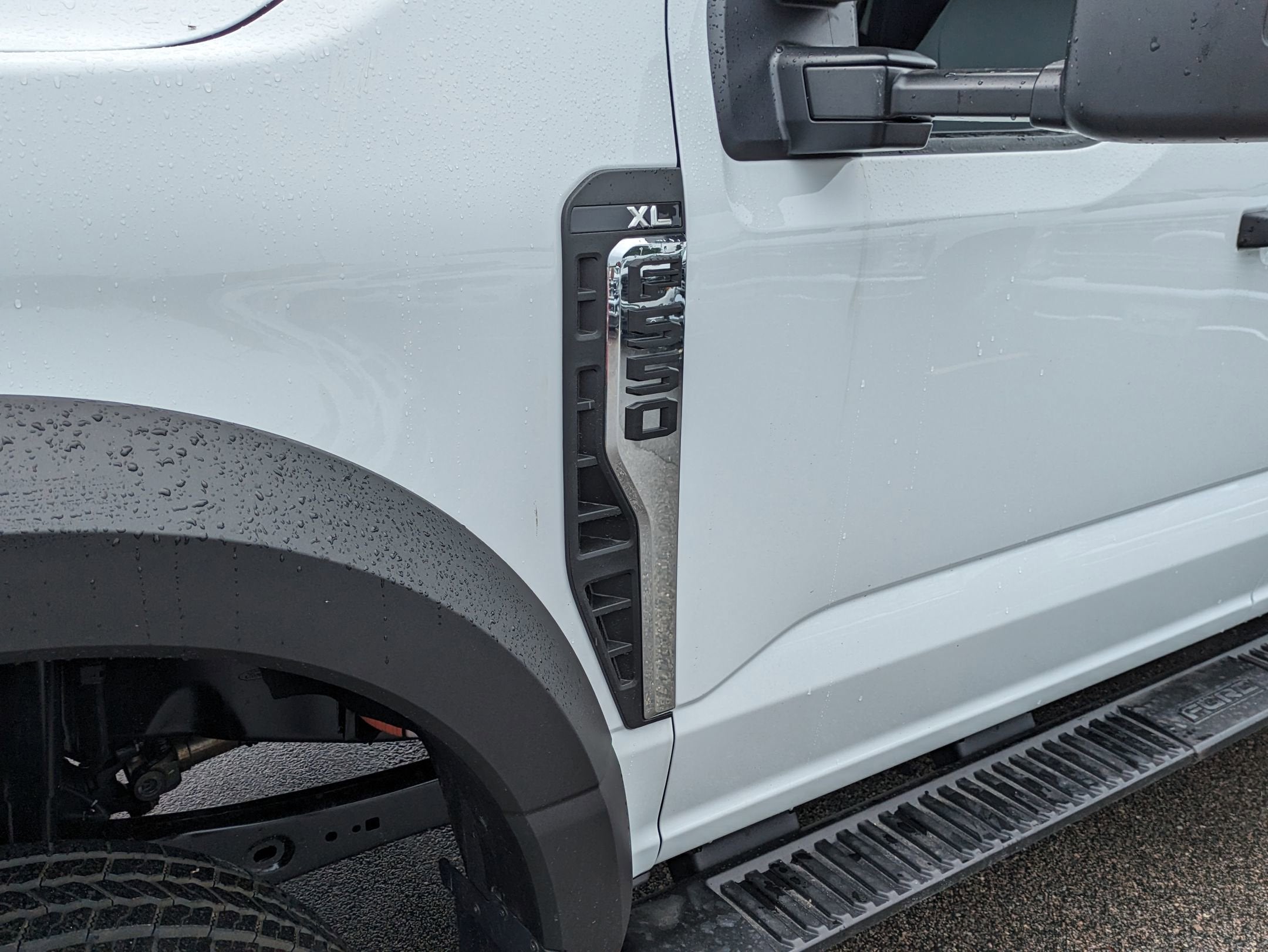 2025 Ford Super Duty F-550 DRW XL