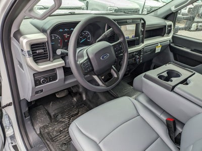 2025 Ford Super Duty F-550 DRW XL