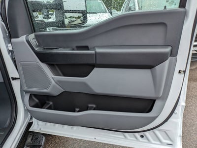 2025 Ford Super Duty F-550 DRW XL