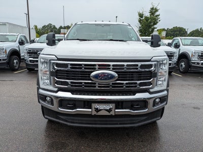2025 Ford Super Duty F-550 DRW XL