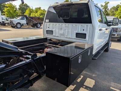 2025 Ford Super Duty F-550 DRW XL
