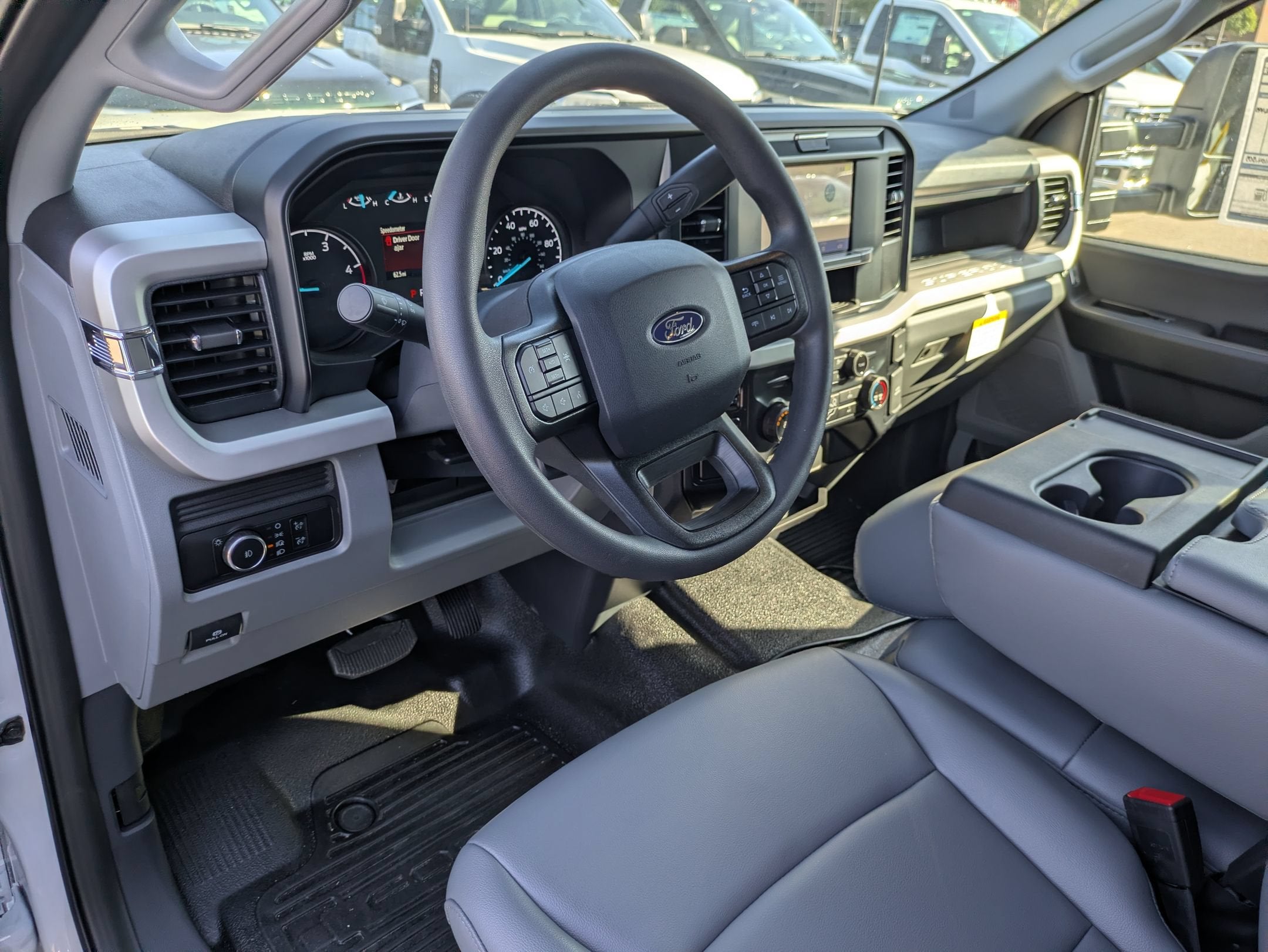 2027 Ford Super Duty F-550 DRW XL
