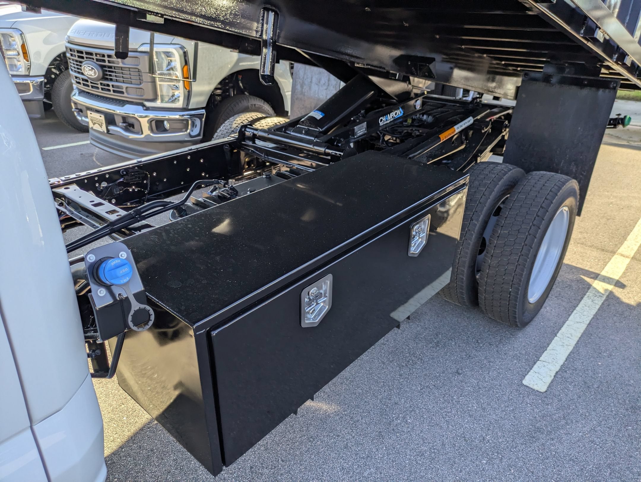 2027 Ford Super Duty F-550 DRW XL