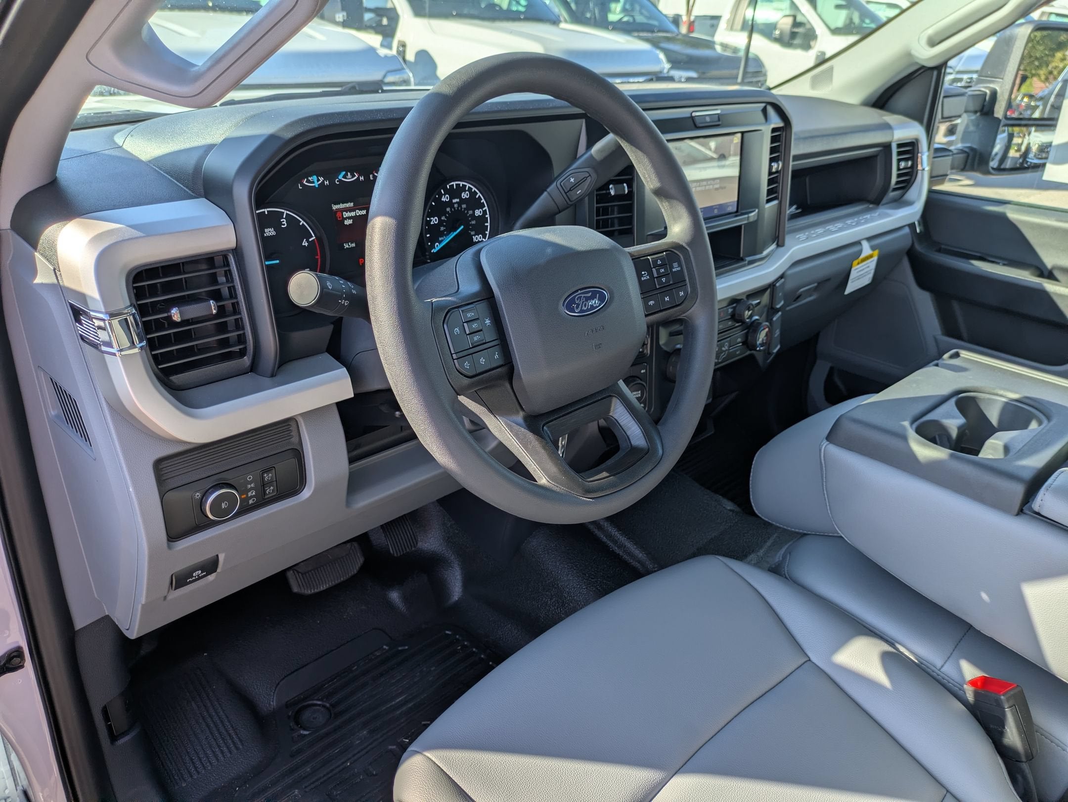 2027 Ford Super Duty F-550 DRW XL