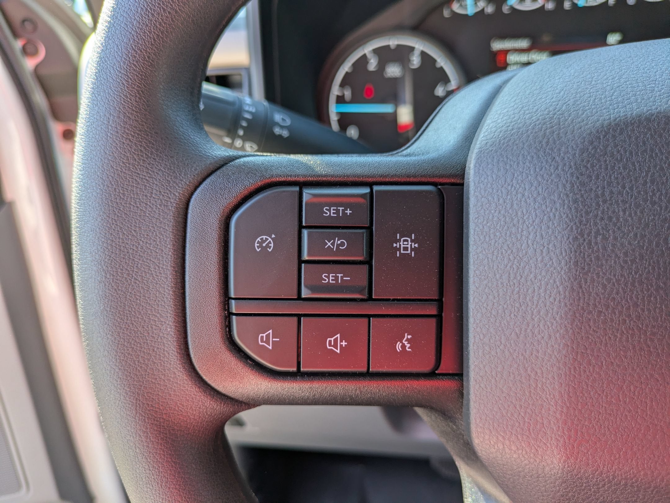 2027 Ford Super Duty F-550 DRW XL