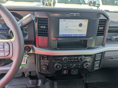 2027 Ford Super Duty F-550 DRW XL
