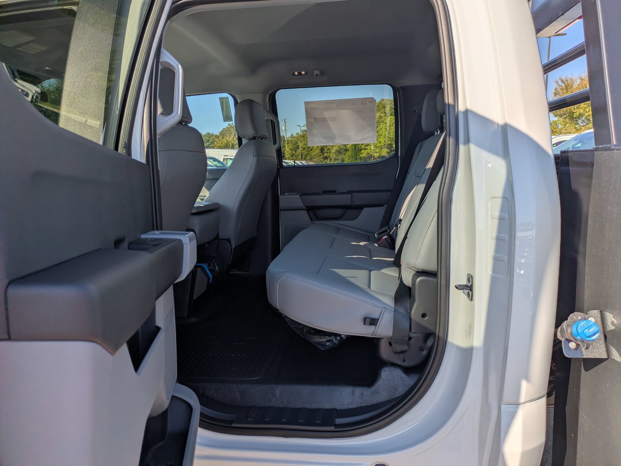 2027 Ford Super Duty F-550 DRW XL