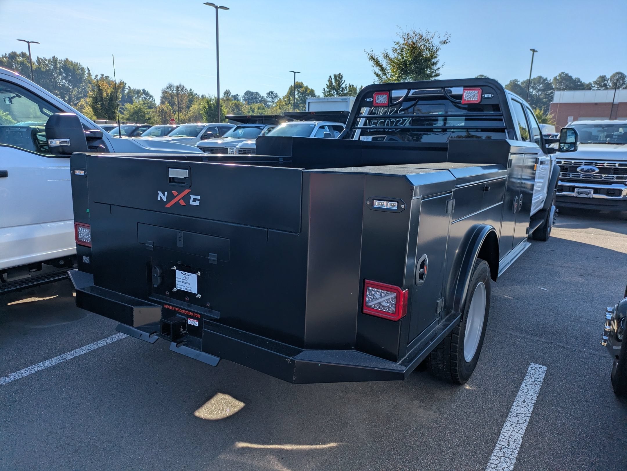 2027 Ford Super Duty F-550 DRW XL