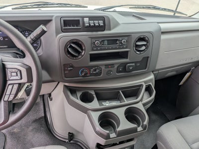 2027 Ford E-Series Cutaway Base