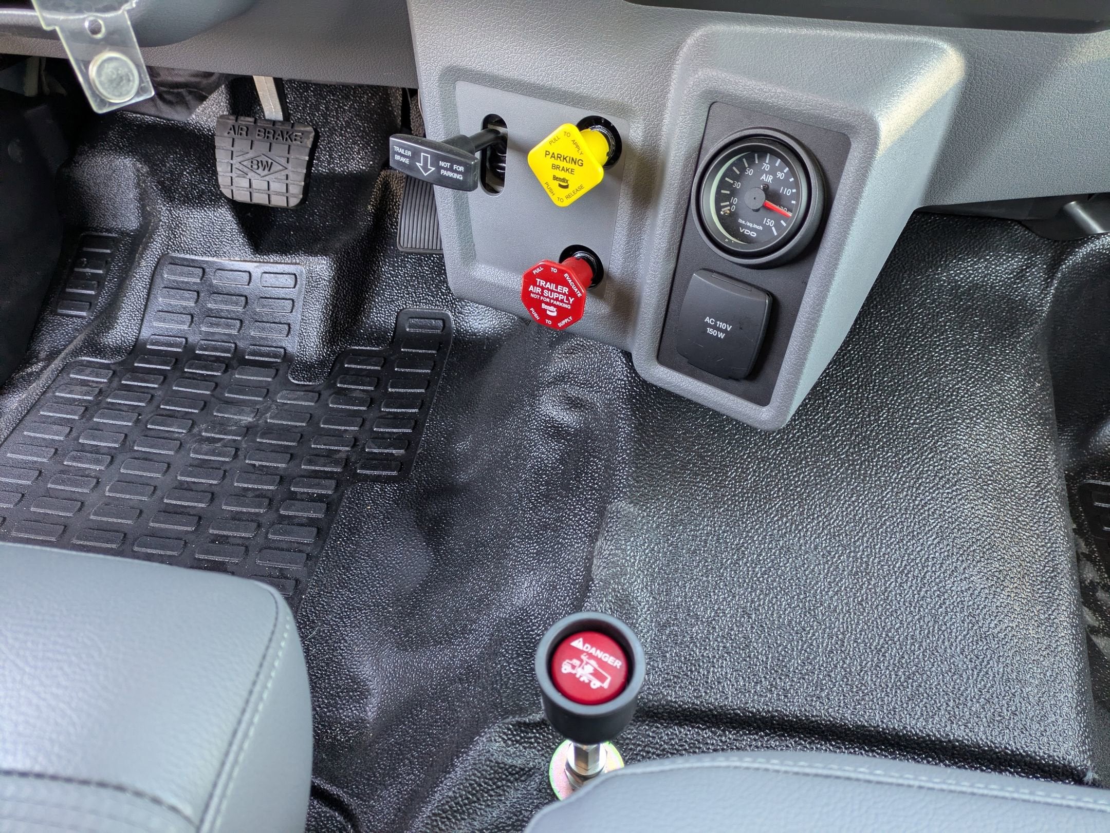 2026 Ford F-750SD Base