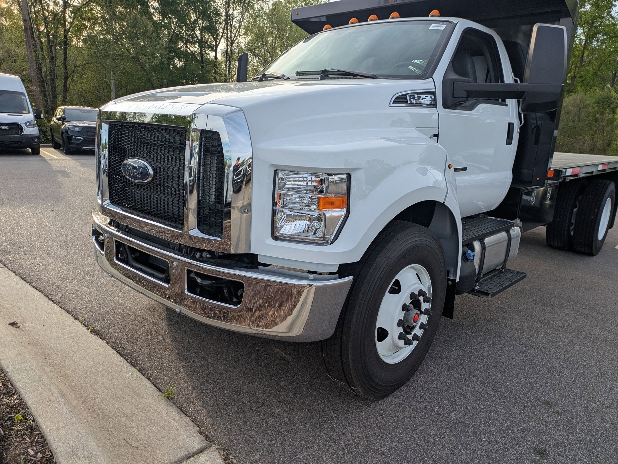 2027 Ford F-750SD Base