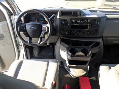 2024 Ford E-Series Cutaway Base