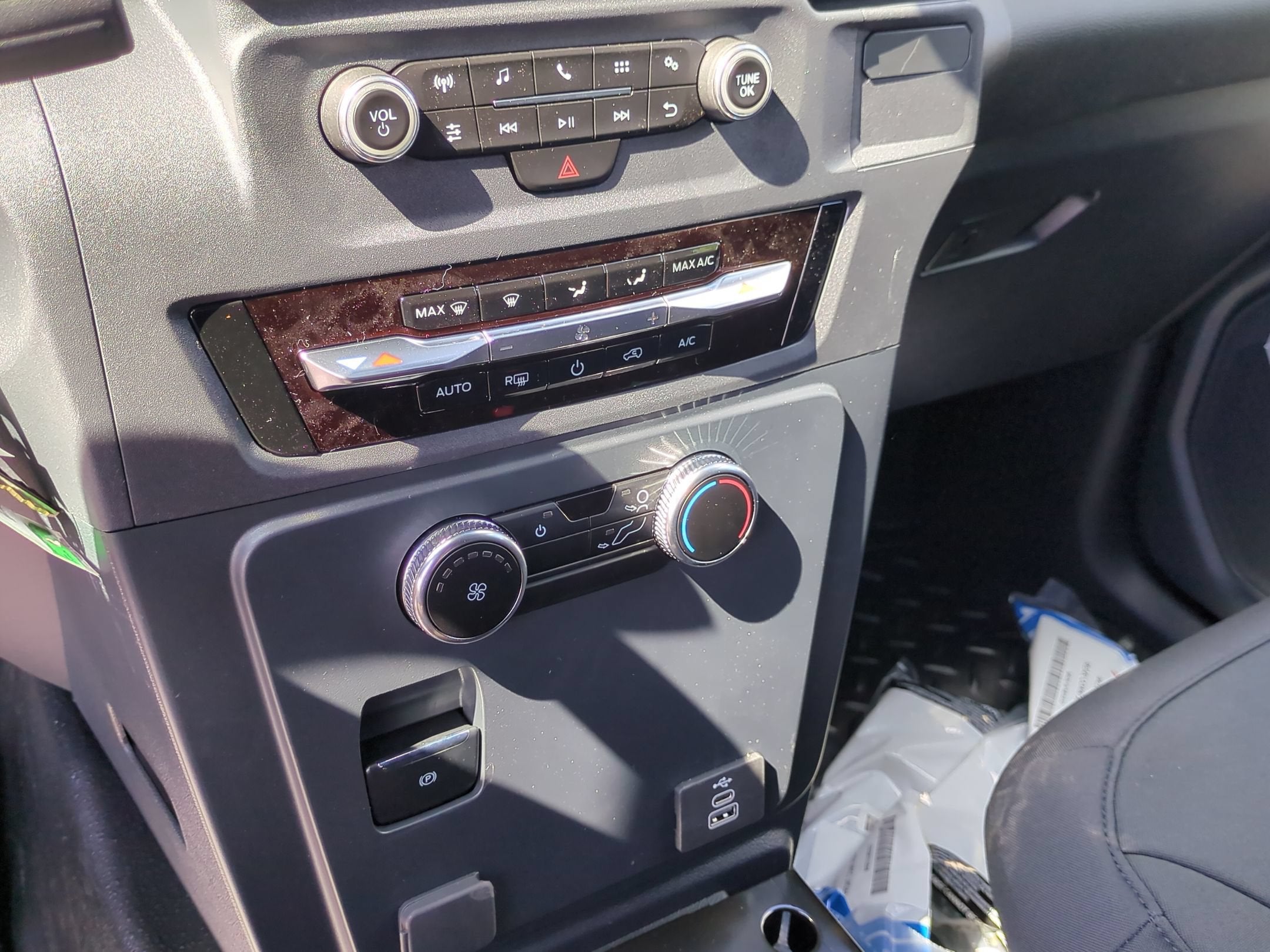 2027 Ford Police Interceptor Utility Base