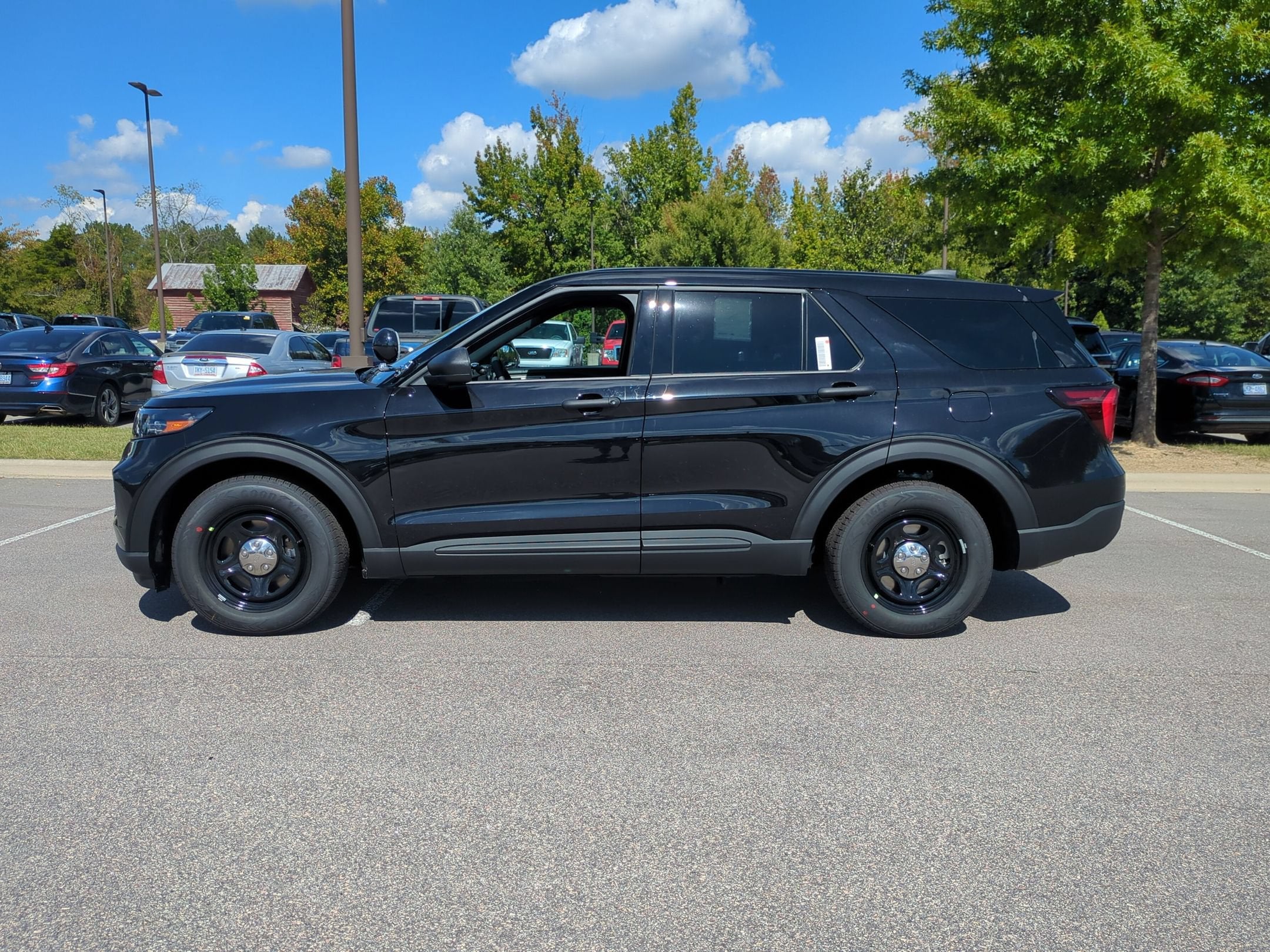 2027 Ford Police Interceptor Utility Base
